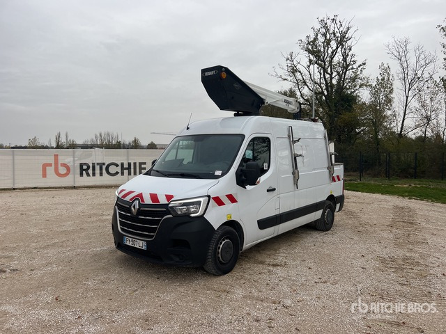 2021 Renault Master 2021 Versalift VTL-120C VOQUE 9 ... Bucket Truck - Emelőkosaras teherautó: 2 kép. 2021 Renault Master 2021 Versalift VTL-120C VOQUE 9 ... Bucket Truck - Emelőkosaras teherautó: 2 kép.
