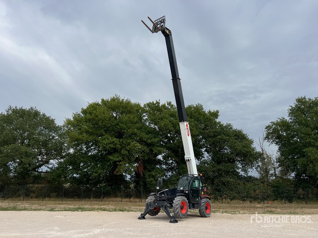 2022 Bobcat T41.140 SLPRB Chariot Telescopique Telehandler - Teleszkópos rakodó: 3 kép. 2022 Bobcat T41.140 SLPRB Chariot Telescopique Telehandler - Teleszkópos rakodó: 3 kép.