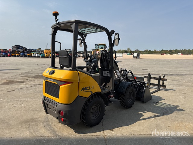 2024 Mecalac MCL2 Chargeuse Sur Pneus Wheel Loader - Gumikerekes homlokrakodó: 3 kép. 2024 Mecalac MCL2 Chargeuse Sur Pneus Wheel Loader - Gumikerekes homlokrakodó: 3 kép.