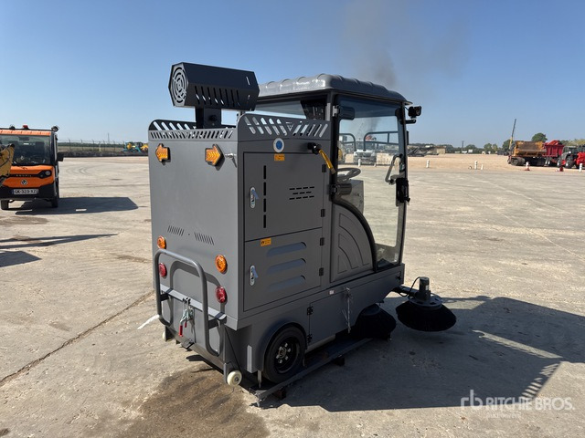 2025 OKG DY-2000 Balayeuse Electrique (Non Utili ... Floor Sweeper - Utcaseprő gép: 3 kép. 2025 OKG DY-2000 Balayeuse Electrique (Non Utili ... Floor Sweeper - Utcaseprő gép: 3 kép.