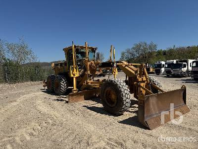CAT 140 H Niveleuse - Gréder: 4 kép. CAT 140 H Niveleuse - Gréder: 4 kép.