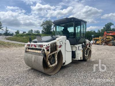 DYNAPAC CC4200 VI Compacteur Vibrant Tandem - Úthenger: 3 kép. DYNAPAC CC4200 VI Compacteur Vibrant Tandem - Úthenger: 3 kép.