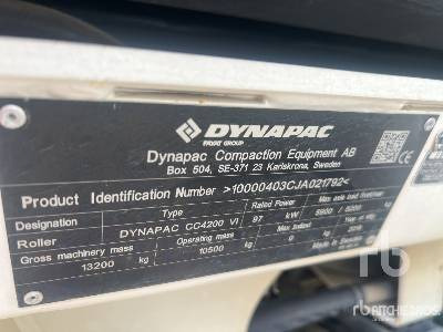 DYNAPAC CC4200 VI Compacteur Vibrant Tandem - Úthenger: 5 kép. DYNAPAC CC4200 VI Compacteur Vibrant Tandem - Úthenger: 5 kép.