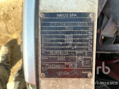 IVECO DAILY 35C12 Vehicule Utilitaire - Furgon: 5 kép. IVECO DAILY 35C12 Vehicule Utilitaire - Furgon: 5 kép.