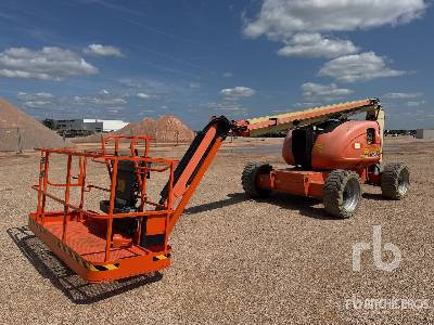 JLG 600AJ 4WD Diesel Nacelle Articulee - Személyemelő: 4 kép. JLG 600AJ 4WD Diesel Nacelle Articulee - Személyemelő: 4 kép.