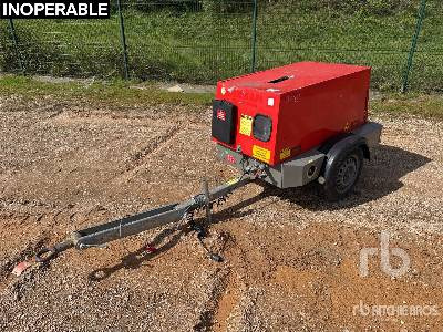 KAESER M20 Mobile Compresseur A Air (Inope ... - Légkompresszor: 1 kép. KAESER M20 Mobile Compresseur A Air (Inope ... - Légkompresszor: 1 kép.