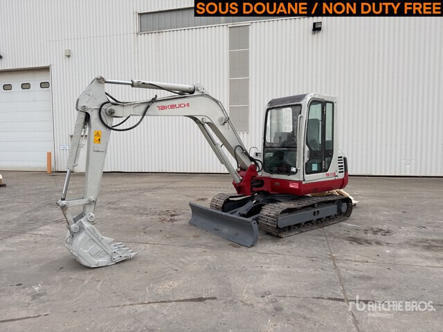 Takeuchi TB150 Pelle Hydraulique sur Chenilles - Lánctalpas kotró: 1 kép. Takeuchi TB150 Pelle Hydraulique sur Chenilles - Lánctalpas kotró: 1 kép.
