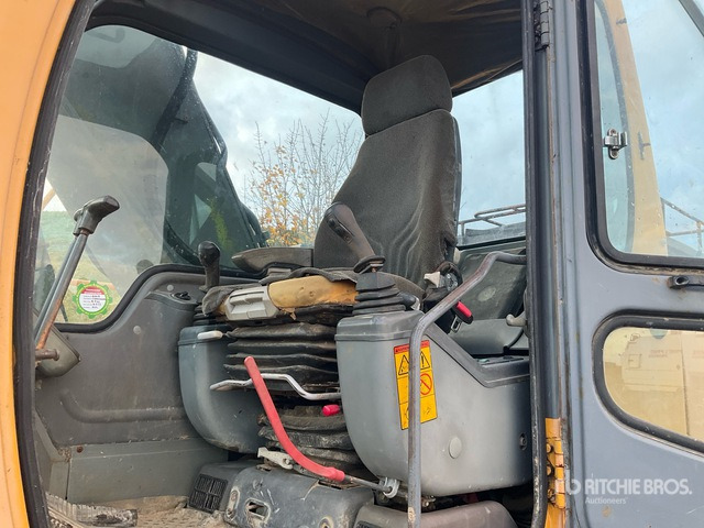 2001 Volvo EC210LC Tracked Excavator - Lánctalpas kotró: 5 kép. 2001 Volvo EC210LC Tracked Excavator - Lánctalpas kotró: 5 kép.