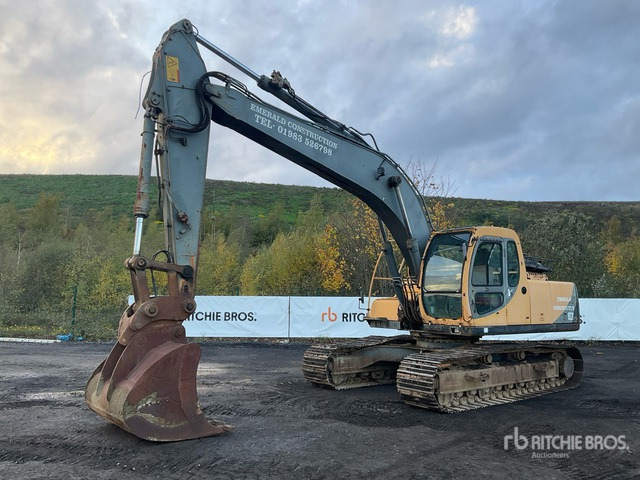 2001 Volvo EC210LC Tracked Excavator - Lánctalpas kotró: 2 kép. 2001 Volvo EC210LC Tracked Excavator - Lánctalpas kotró: 2 kép.