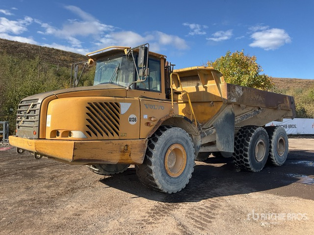 2004 Volvo A25D 6x6. Articulated Dump Truck - Csuklós dömper: 1 kép. 2004 Volvo A25D 6x6. Articulated Dump Truck - Csuklós dömper: 1 kép.