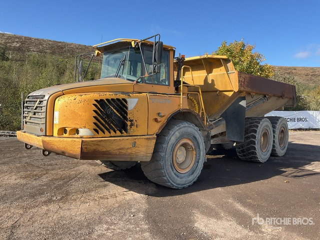 2005 Volvo A30D 6x6. Articulated Dump Truck - Csuklós dömper: 1 kép. 2005 Volvo A30D 6x6. Articulated Dump Truck - Csuklós dömper: 1 kép.
