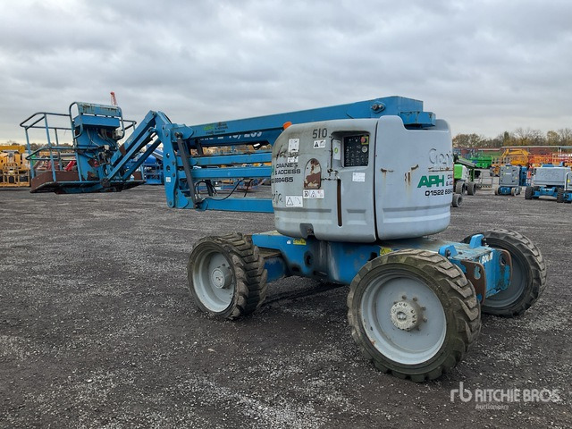 2007 Genie Z45/25 4WD Diesel (Inoperable) Articulating Boom Lift - Személyemelő: 4 kép. 2007 Genie Z45/25 4WD Diesel (Inoperable) Articulating Boom Lift - Személyemelő: 4 kép.