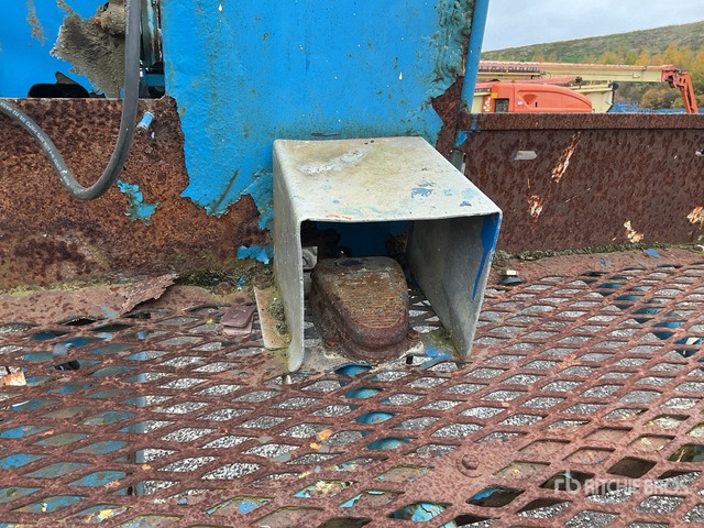 2007 Genie Z45/25 4WD Diesel (Inoperable) Articulating Boom Lift - Személyemelő: 5 kép. 2007 Genie Z45/25 4WD Diesel (Inoperable) Articulating Boom Lift - Személyemelő: 5 kép.