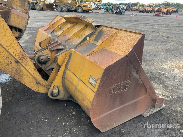 2011 Cat 962H Wheel Loader - Gumikerekes homlokrakodó: 5 kép. 2011 Cat 962H Wheel Loader - Gumikerekes homlokrakodó: 5 kép.