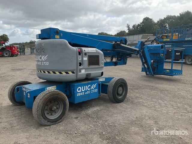 2011 Genie Z4525J 2WD Hybrid Articulating Boom Lift - Személyemelő: 3 kép. 2011 Genie Z4525J 2WD Hybrid Articulating Boom Lift - Személyemelő: 3 kép.