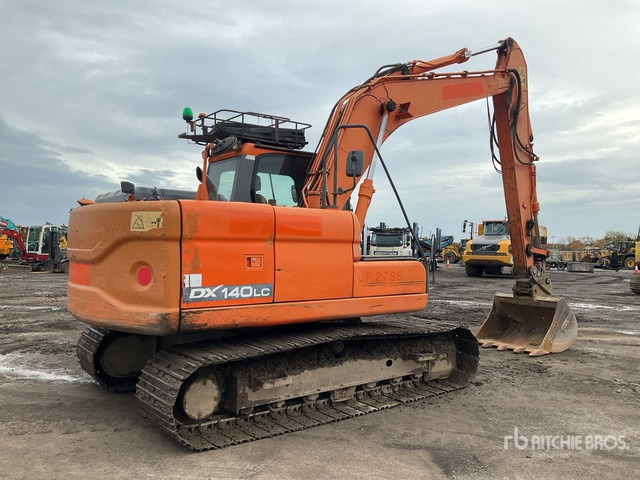 2013 Doosan DX140 LC Tracked Excavator - Lánctalpas kotró: 4 kép. 2013 Doosan DX140 LC Tracked Excavator - Lánctalpas kotró: 4 kép.