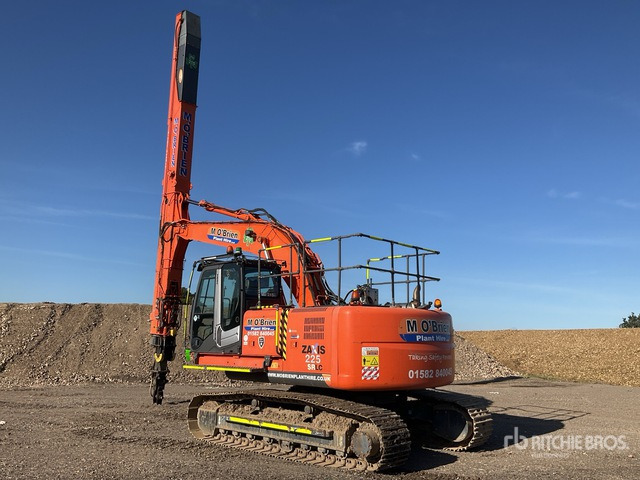 2013 Hitachi ZX225USRLC-3 Telescopic Excavator Tracked Excavator - Lánctalpas kotró: 4 kép. 2013 Hitachi ZX225USRLC-3 Telescopic Excavator Tracked Excavator - Lánctalpas kotró: 4 kép.