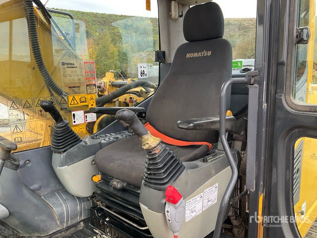 2013 Komatsu PC210LC-8 Tracked Excavator - Lánctalpas kotró: 5 kép. 2013 Komatsu PC210LC-8 Tracked Excavator - Lánctalpas kotró: 5 kép.