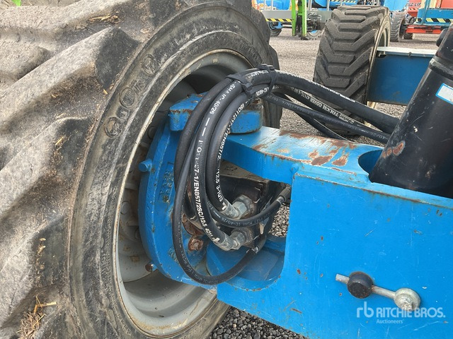 2014 Genie Z45/25 4WD Diesel Articulating Boom Lift - Személyemelő: 5 kép. 2014 Genie Z45/25 4WD Diesel Articulating Boom Lift - Személyemelő: 5 kép.