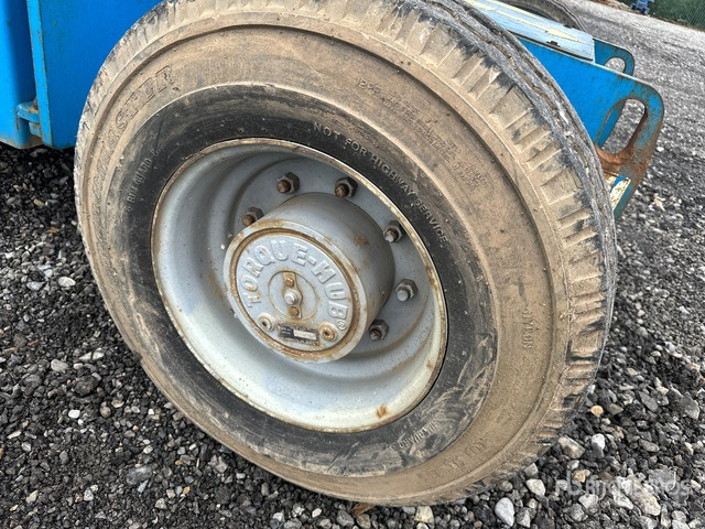 2014 Genie Z45/25J 2WD Hybrid Articulating Boom Lift - Személyemelő: 5 kép. 2014 Genie Z45/25J 2WD Hybrid Articulating Boom Lift - Személyemelő: 5 kép.