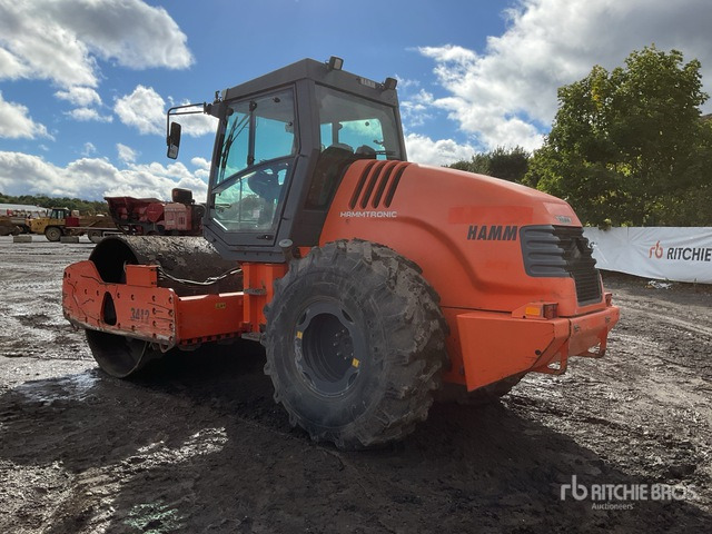 2014 Hamm 3412HT Smooth Drum Compactor - Talajtömörítő: 4 kép. 2014 Hamm 3412HT Smooth Drum Compactor - Talajtömörítő: 4 kép.