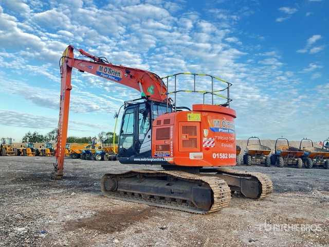 2014 Hitachi ZX225USLC-5 Long Reach Tracked Excavator - Lánctalpas kotró: 5 kép. 2014 Hitachi ZX225USLC-5 Long Reach Tracked Excavator - Lánctalpas kotró: 5 kép.