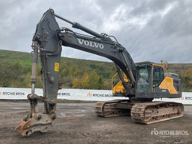 2014 Volvo EC380EL Tracked Excavator - Lánctalpas kotró: 2 kép. 2014 Volvo EC380EL Tracked Excavator - Lánctalpas kotró: 2 kép.
