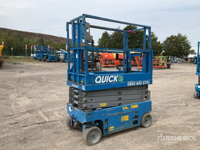 2015 Genie GS1932 Electric Scissor Lift - Ollós emelő: 2 kép. 2015 Genie GS1932 Electric Scissor Lift - Ollós emelő: 2 kép.