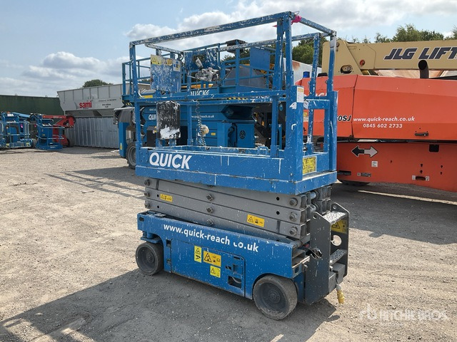 2015 Genie GS1932 Electric Scissor Lift - Ollós emelő: 4 kép. 2015 Genie GS1932 Electric Scissor Lift - Ollós emelő: 4 kép.