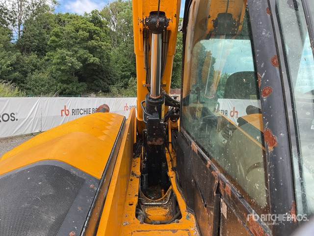 2015 JCB 541-70 Telehandler - Teleszkópos rakodó: 5 kép. 2015 JCB 541-70 Telehandler - Teleszkópos rakodó: 5 kép.