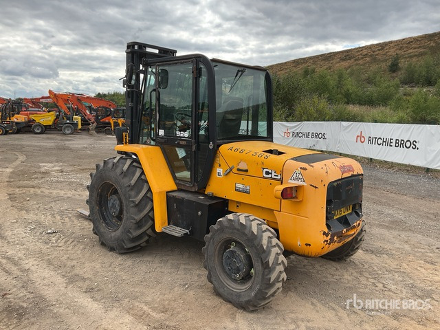 2015 JCB 926-4 2600 kg 4x4 Rough Terrain Forklift - Terepjáró képességű targoncá: 3 kép. 2015 JCB 926-4 2600 kg 4x4 Rough Terrain Forklift - Terepjáró képességű targoncá: 3 kép.