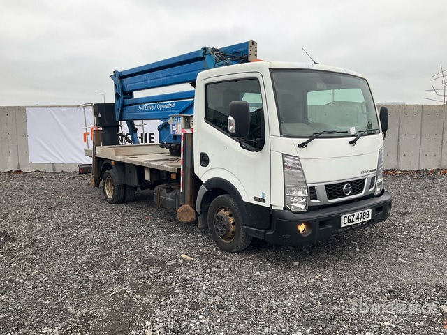 2015 Nissan Cabstar NT400 2015 CTE ZED 21.2JH 20 m on 4x2 Bucket Truck - Emelőkosaras teherautó: 5 kép. 2015 Nissan Cabstar NT400 2015 CTE ZED 21.2JH 20 m on 4x2 Bucket Truck - Emelőkosaras teherautó: 5 kép.