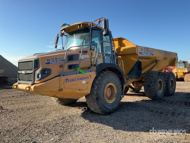 2016 Bell B25E Articulated Dump Truck - Csuklós dömper: 1 kép. 2016 Bell B25E Articulated Dump Truck - Csuklós dömper: 1 kép.