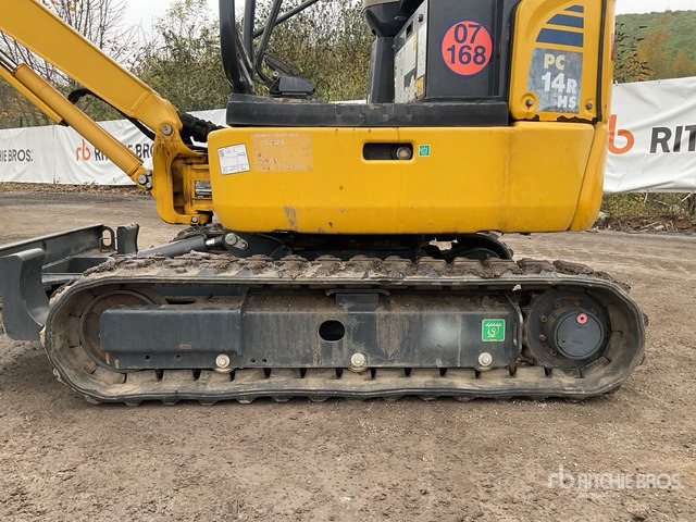 2016 Komatsu PC14-R3S Mini Excavator: <6.6t - Minikotró: 5 kép. 2016 Komatsu PC14-R3S Mini Excavator: <6.6t - Minikotró: 5 kép.