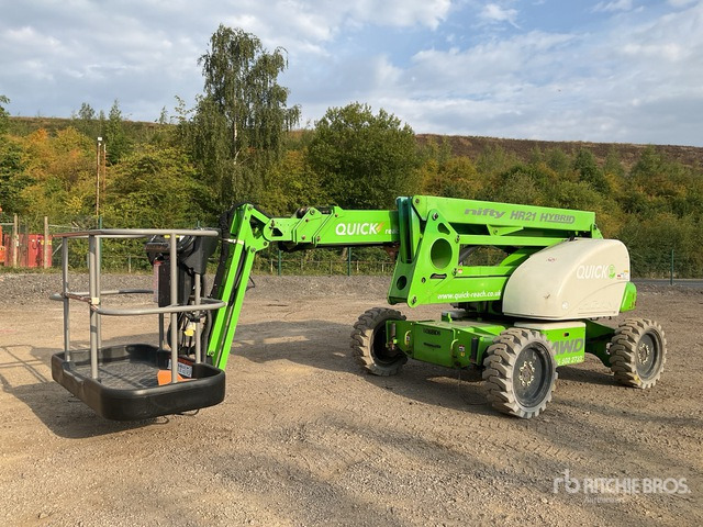 2016 Nifty HR21 4WD Hybrid Articulating Boom Lift - Személyemelő: 2 kép. 2016 Nifty HR21 4WD Hybrid Articulating Boom Lift - Személyemelő: 2 kép.