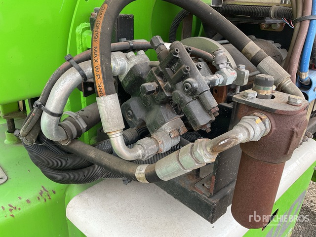 2016 Nifty HR21 4WD Hybrid Articulating Boom Lift - Személyemelő: 5 kép. 2016 Nifty HR21 4WD Hybrid Articulating Boom Lift - Személyemelő: 5 kép.