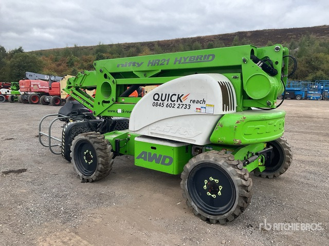 2016 Nifty HR21 4WD Hybrid (Inoperable) Articulating Boom Lift - Személyemelő: 4 kép. 2016 Nifty HR21 4WD Hybrid (Inoperable) Articulating Boom Lift - Személyemelő: 4 kép.