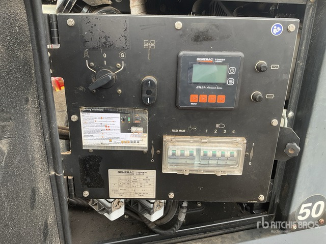 2017 Generac V20 Light Tower - Világító állvány: 5 kép. 2017 Generac V20 Light Tower - Világító állvány: 5 kép.