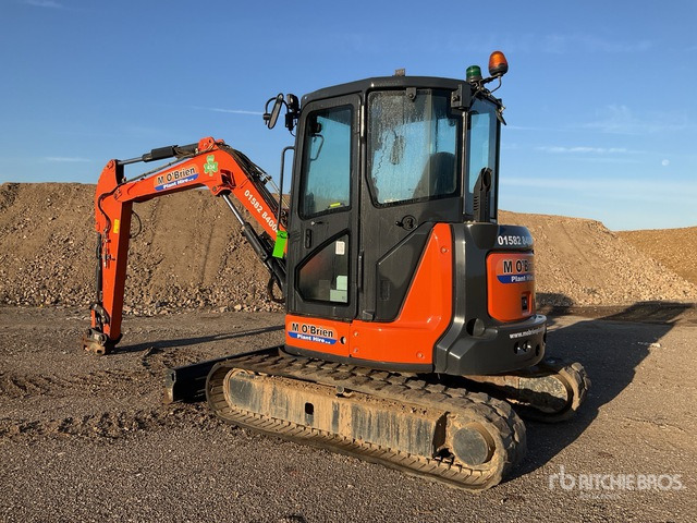 2017 Hitachi ZX55U-5A CLR Mini Excavator: <6.6t - Minikotró: 3 kép. 2017 Hitachi ZX55U-5A CLR Mini Excavator: <6.6t - Minikotró: 3 kép.