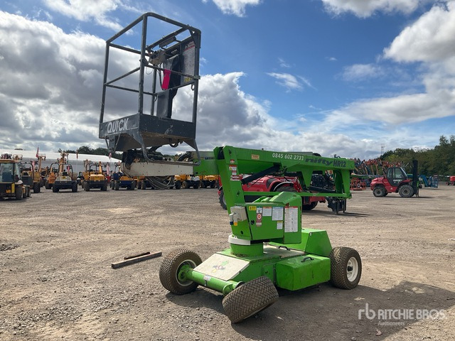 2017 Nifty HR12?NDE 2WD Hybrid (Inoperable) Articulating Boom Lift - Személyemelő: 1 kép. 2017 Nifty HR12?NDE 2WD Hybrid (Inoperable) Articulating Boom Lift - Személyemelő: 1 kép.