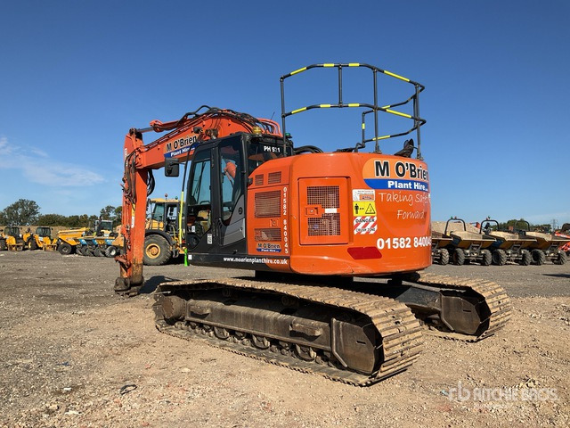 2018 Hitachi ZX225USLC-6 Tracked Excavator - Lánctalpas kotró: 4 kép. 2018 Hitachi ZX225USLC-6 Tracked Excavator - Lánctalpas kotró: 4 kép.