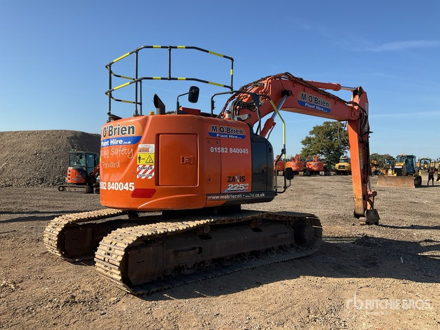 2018 Hitachi ZX225USLC-6 Tracked Excavator - Lánctalpas kotró: 5 kép. 2018 Hitachi ZX225USLC-6 Tracked Excavator - Lánctalpas kotró: 5 kép.
