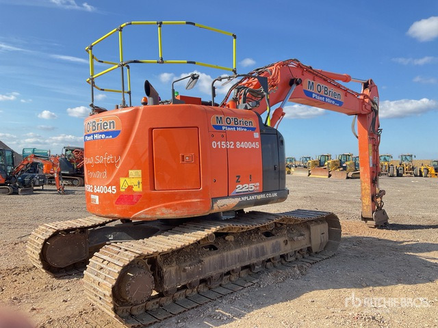 2018 Hitachi ZX225USLC-6 Tracked Excavator - Lánctalpas kotró: 5 kép. 2018 Hitachi ZX225USLC-6 Tracked Excavator - Lánctalpas kotró: 5 kép.