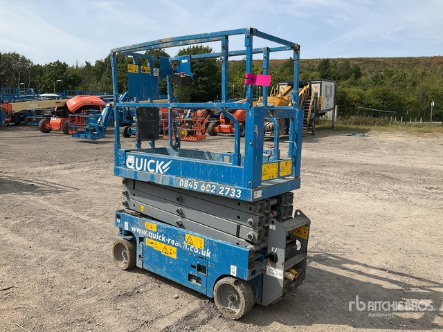 2019 Genie GS1932 Electric Scissor Lift - Ollós emelő: 2 kép. 2019 Genie GS1932 Electric Scissor Lift - Ollós emelő: 2 kép.