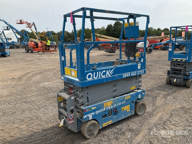 2019 Genie GS1932 Electric Scissor Lift - Ollós emelő: 3 kép. 2019 Genie GS1932 Electric Scissor Lift - Ollós emelő: 3 kép.