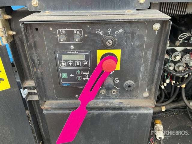 2019 Genie GS4069 Bi-Energy Scissor Lift - Ollós emelő: 5 kép. 2019 Genie GS4069 Bi-Energy Scissor Lift - Ollós emelő: 5 kép.