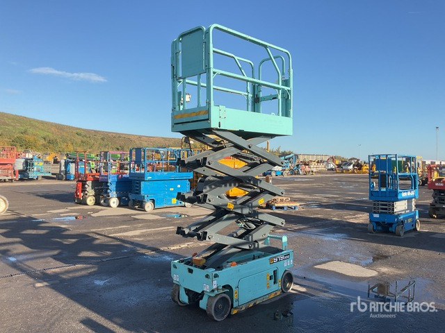 2019 JCB S1930E Electric Scissor Lift - Ollós emelő: 2 kép. 2019 JCB S1930E Electric Scissor Lift - Ollós emelő: 2 kép.