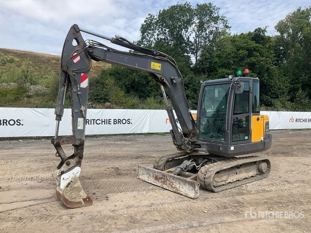 2019 Volvo E55C Mini Excavator: <6.6t - Minikotró: 2 kép. 2019 Volvo E55C Mini Excavator: <6.6t - Minikotró: 2 kép.