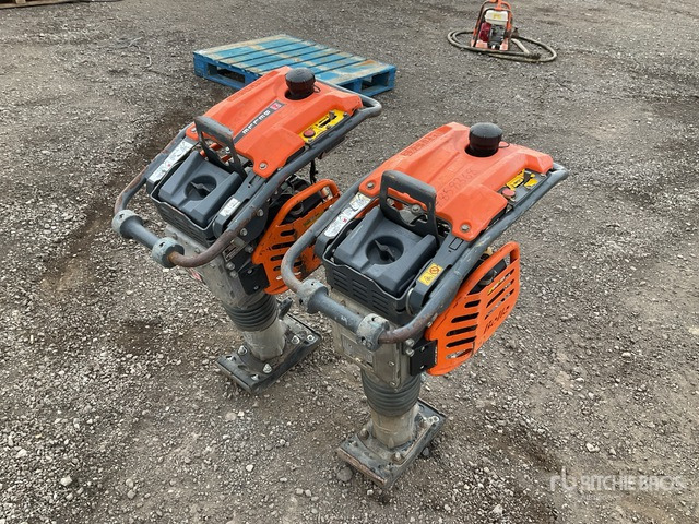 2020 Belle RTX60H165STP Quantity of (2) Jumping Jack Tamper - Döngölőgép: 4 kép. 2020 Belle RTX60H165STP Quantity of (2) Jumping Jack Tamper - Döngölőgép: 4 kép.