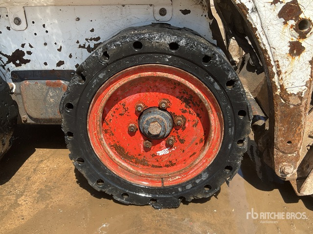 2020 Bobcat S100 Two-Speed High Flow Skid Steer Loader - Mini homlokrakodó: 3 kép. 2020 Bobcat S100 Two-Speed High Flow Skid Steer Loader - Mini homlokrakodó: 3 kép.
